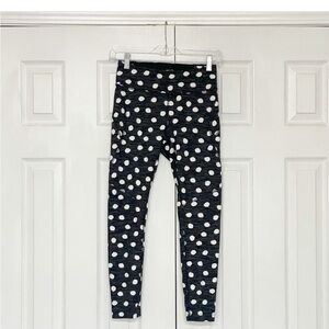Outdoor Voices Women's Core 7/8 Leggings in Black Polka Dot Techsweat